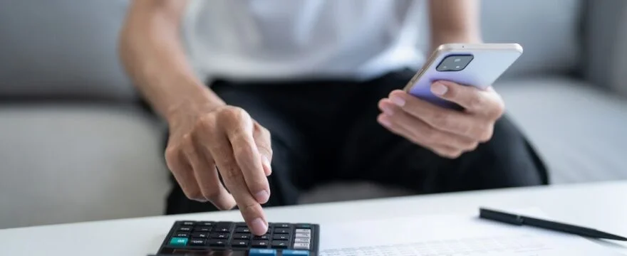 Comparison of European e-invoice formats and their technical base